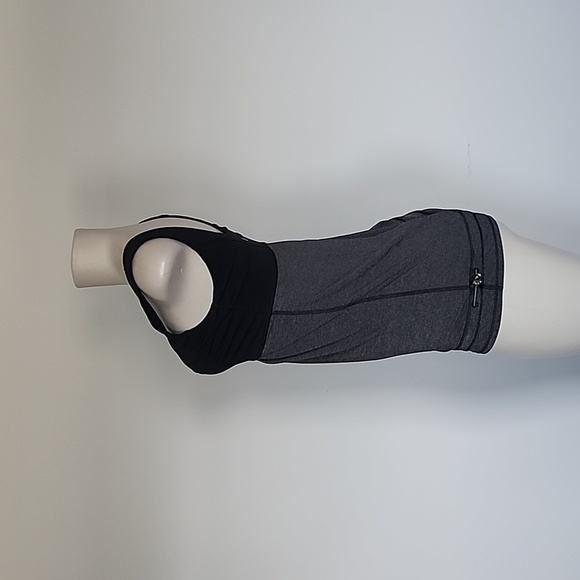 Lululemon charcoal gray/black sleeveless shirt-4 - Picture 3 of 8